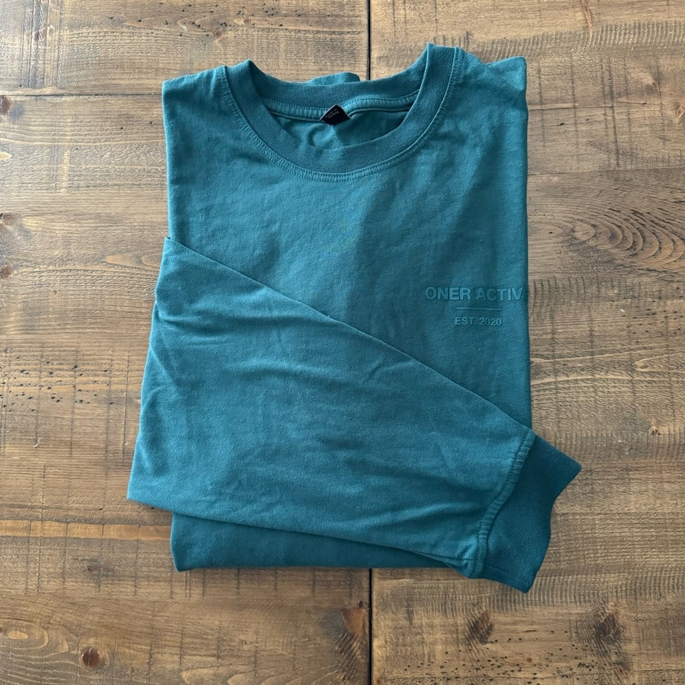 • oner active - oversized lightweight long sleeve •